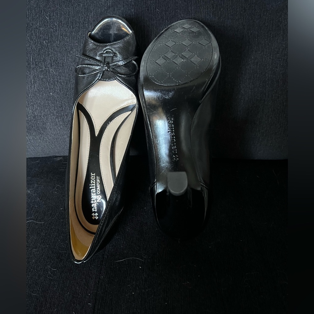 Naturalizer Black Peephole Pumps Size 9.5